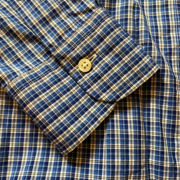 Ralph Lauren size medium stretch poplin collared shirt - Picture 3 of 5